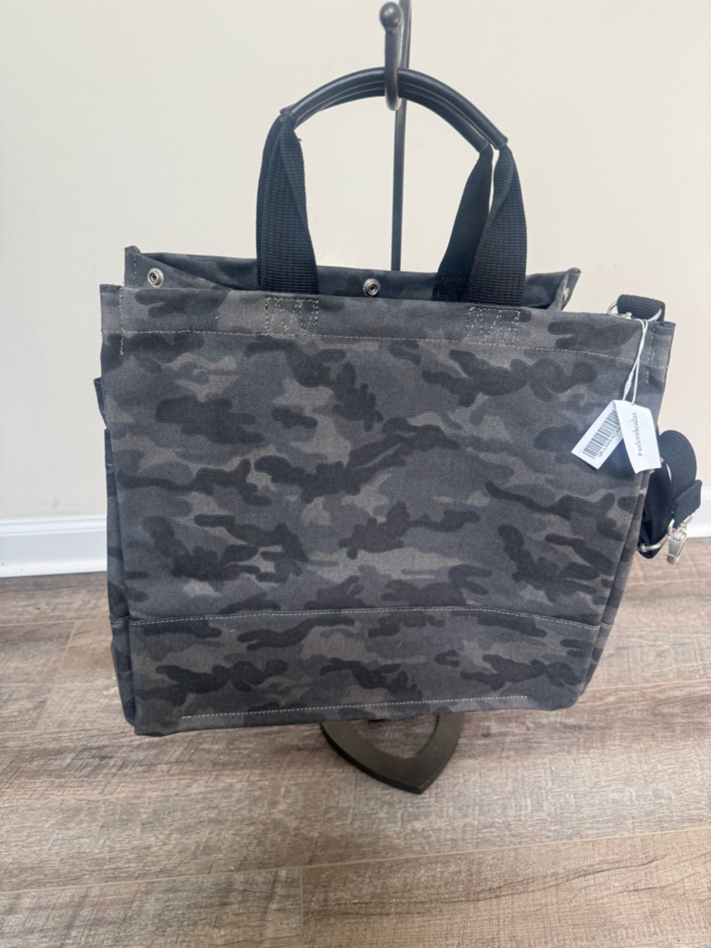 Koala Kanvas Gray Camo Tote NWT